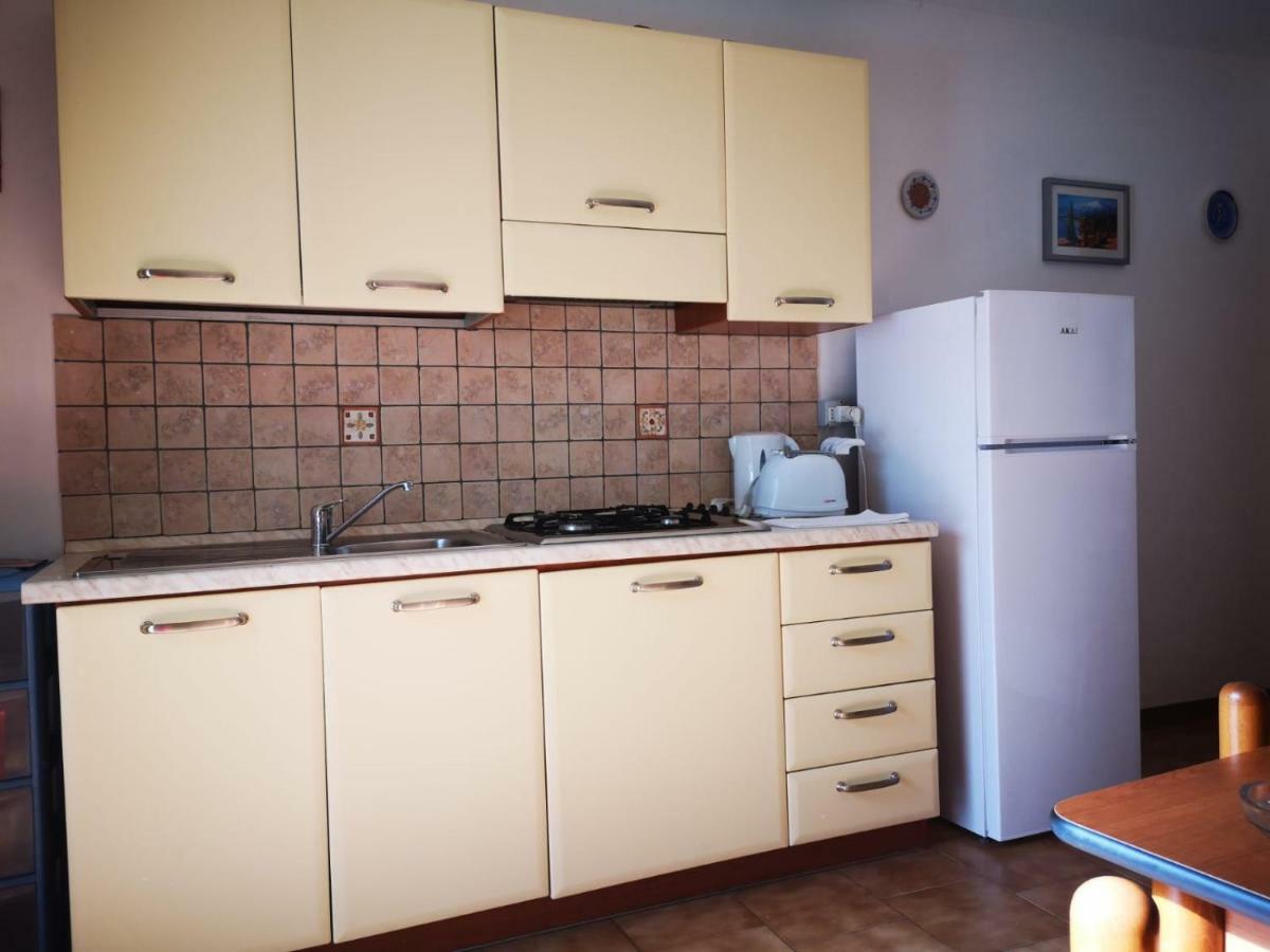 Nino'S Apartments جيارديني ناكسوس المظهر الخارجي الصورة
